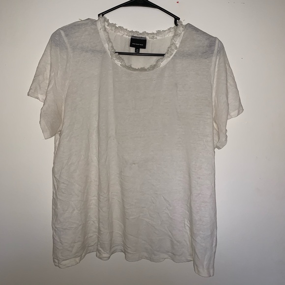 White flowy shirt - Picture 1 of 2